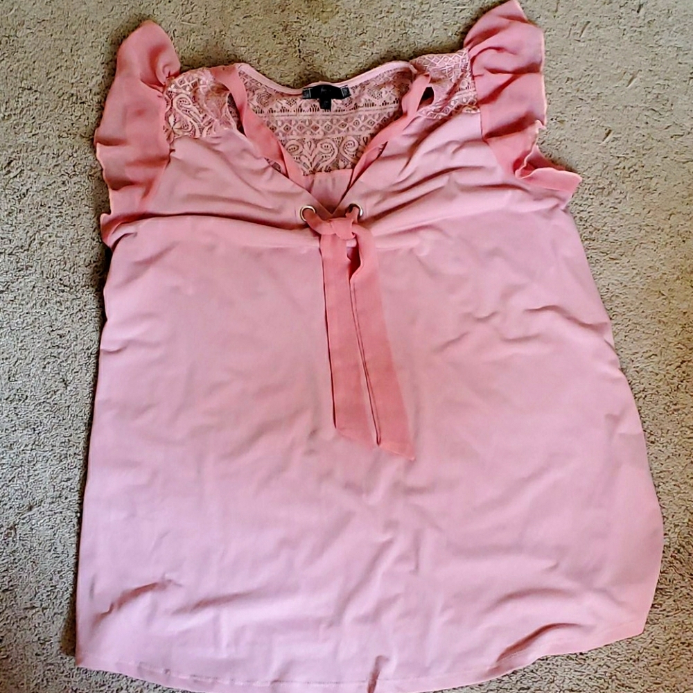 Tutta Bella Maternity shirt